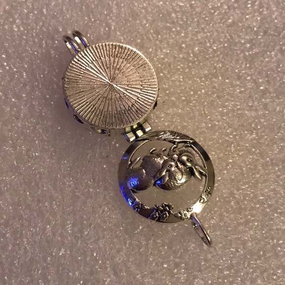 Locket pendent - Picture 3 of 5